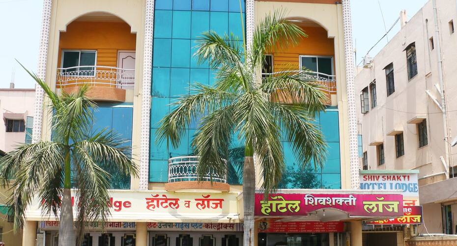 Hotel Shivshakti Lodge, Solapur 1